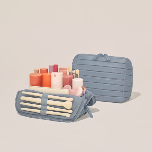 the blush traveller