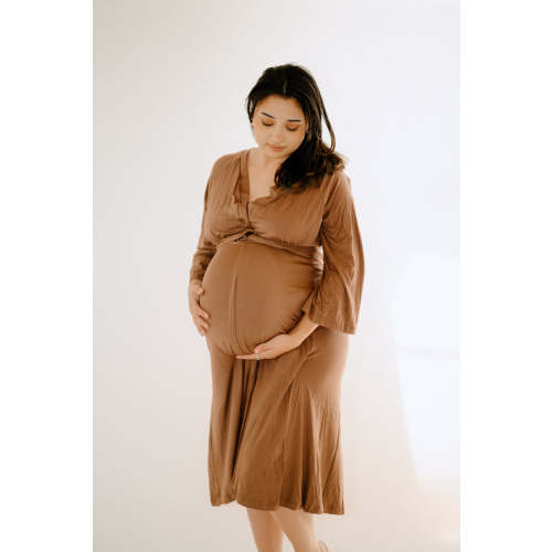 Amelia Labor & Postpartum Gown in Caramel – Lila