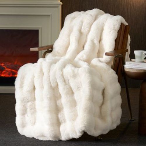Luxe Faux Fur Throw Blanket -Cream White, 50x60