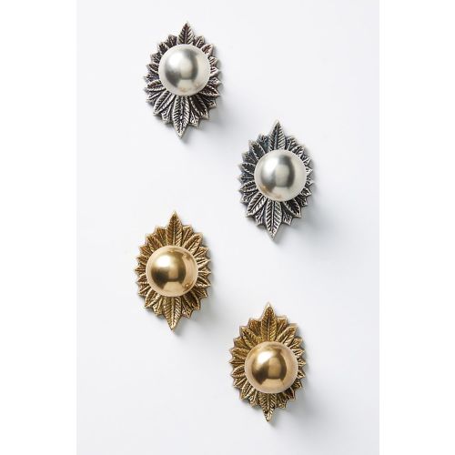Demeter Feather Knobs, Set of 2