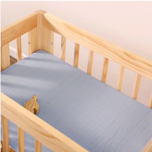 Babyletto Bassinet sized Sheet in Muslin Cotton (blue)