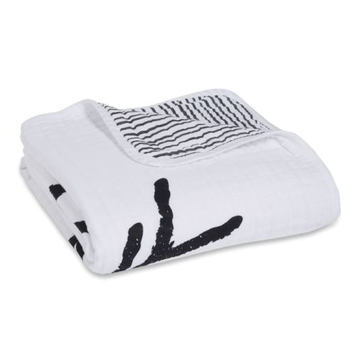 aden + anais® Lovestruck Classic Dream Blanket in Black/White