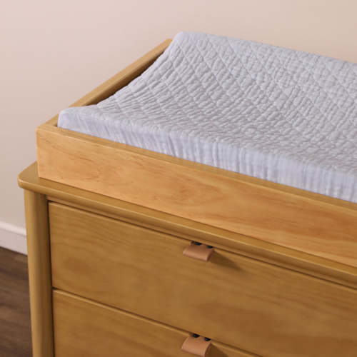 Babyletto Quilted Changing Pad Cover in GOTS Certified Organic Muslin Cotton – DaVinci Baby - Dewdrop