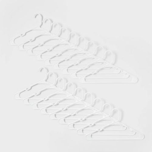 18pk Plastic Hangers White - Brightroom™