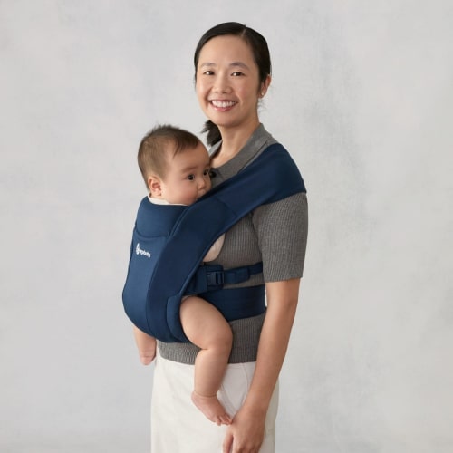 Shop Embrace Baby Carrier For Newborn | Ergobaby US