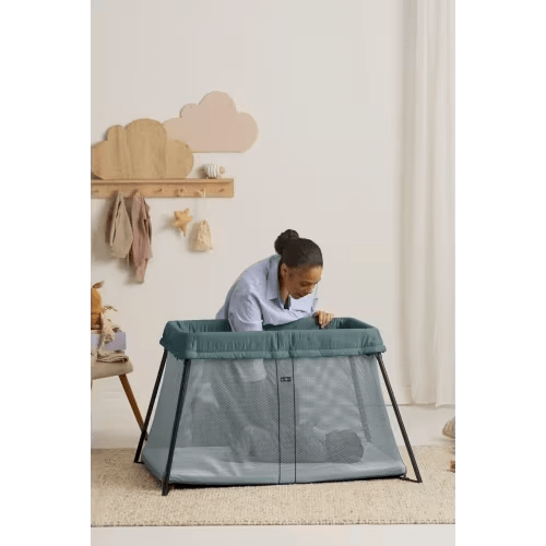 BabyBjörn Travel Crib Light