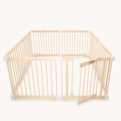 HARPPA Wooden Baby Gate Playpen | Non-Toxic Foldable DIY Adjustable Play Yard for Infants & Toddlers – Natural Finish Baby Fence for Small & Large Spaces