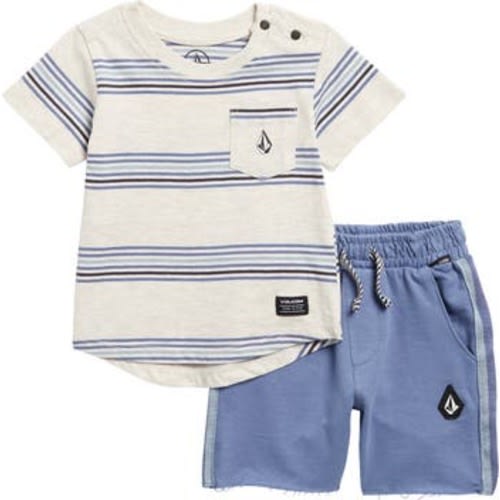 T-Shirt & Shorts