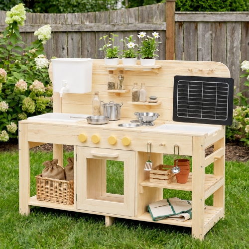 Wooden Outdoor Play Kitchen with Water Tank Ages 3+ | Giant Bean – Giant bean