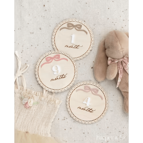 Wooden Lace Ribbon Bow Interchangeable Milestone Cards | Personalize Custom Name | Baby Monthly Milestone Marker | Baby Shower Gift | Ribbon
