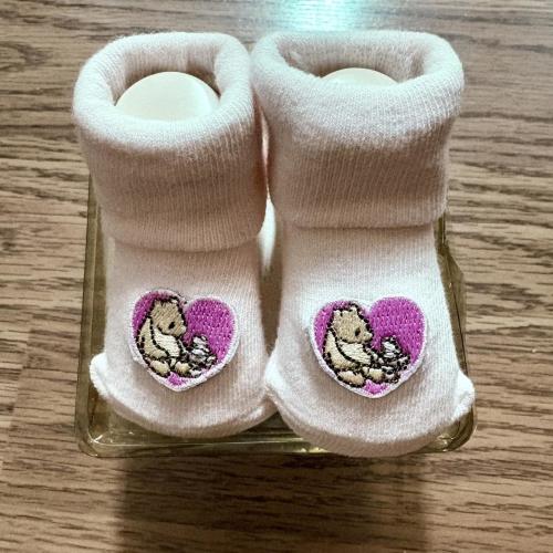 Winnie the Pooh baby booties - Vintage. Brand...