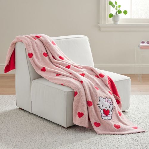Hello Kitty® Heart Throw Blanket