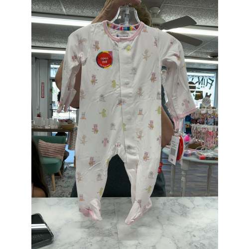 Magnetic me pink baby beats – Buttons & Bows Boutique