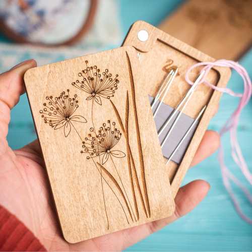 Personalized Needle Case with Magnetic Lid, Needle Holder for Embroidery, Sewing, Beading and Jewelry Making, Gift for Crafter