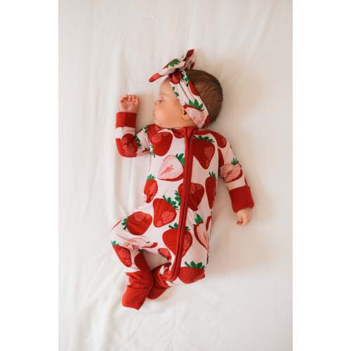 Berry Sweet (Strawberry) Romper – Jammie Session
