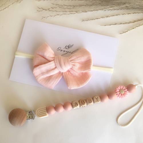 Pacifier clip, Gift newborn, Baby shower Gift, Personalized pacifier Clip, pacifier Clip for baby, pacifier Clip for Girl, baby bow