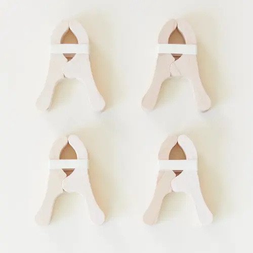 Playclips – Sarah's Silks