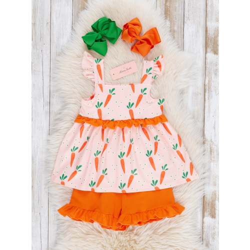 Charming Carrot Flutter Sleeve Outfit