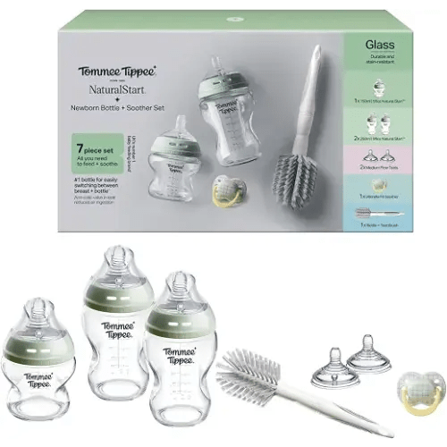 Tommee Tippee Natural Start Glass Newborn Starter Set, Anti-Colic, 0m+ | 5oz/150ml & 8.5oz/250ml Bottles, Slow & Medium Flow Breast-Like Nipples, Self-Sterilizing