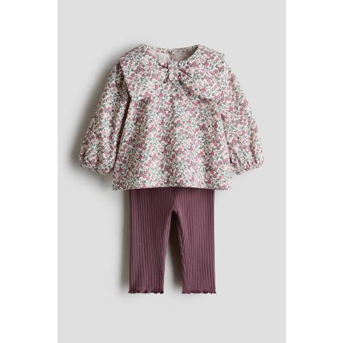2-PIECE BLOUSE AND LEGGINGS SET