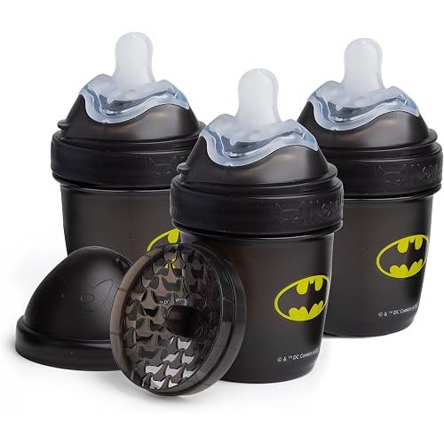Herobility Anti-Colic Baby Bottles 5 oz / 140 ml – Pack of 3 Newborn Baby Bottles, Slow Flow Plastic Bottles, Breast-Shaped Teat for Breastfed Babies, Small Baby Bottles, Swedish Design, Batman