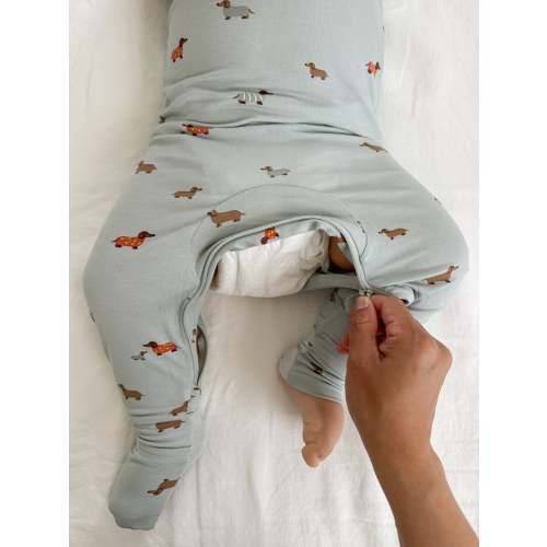 günamüna- Woof Sage Convertible Footie Pajamas