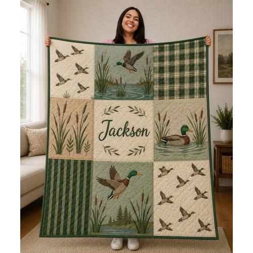 Personalized Mallard Duck Quilt Blanket, Custom Name Patchwork Duck Pattern Throw, Wildlife Waterfowl Bedding UARENQB44