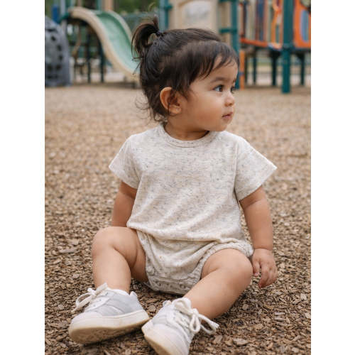 Dove Speckle / T-Shirt Bubble