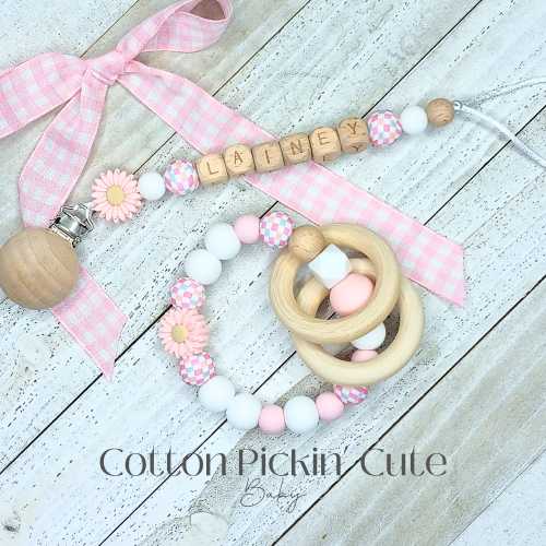 Personalized Pacifier Clip Baby Shower Gift Custom Newborn Soother last minute Gender Neutral Baby Gift Custom Boho Binky Clip