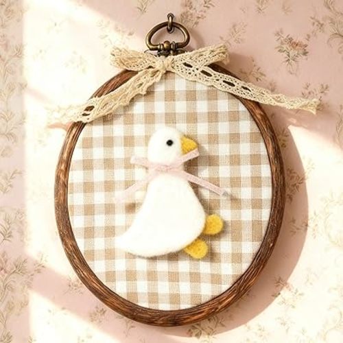 Soulchen Felted Goose Nursery Wall Decor 5 x 6 Inch Cute Animal Wall Art Decorative Artwork for Nursery Bathroom Living Room Baby Room Bedroom Farmhouse Decoration