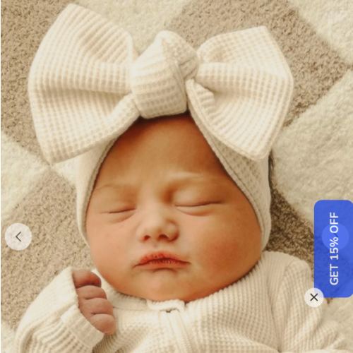 Cable knit bow