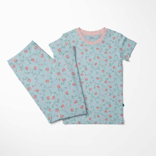 Print Short Sleeve Pajama Set in Spring Sky Floral Vines