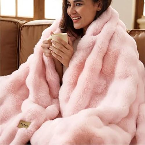 Bedsure GentleSoft Fluffy Fuzzy Cute Pink Blanket Teen Girls Gifts, Soft Cozy Faux Fur Throw Blanket, Valentines Tie-Dye Pink Room Decor for Women, Thick Warm Plush Dorm Room Essentials for Girls