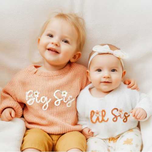 Knitted Flower Big & Little Sis Baby Sweater|Personalized flower Baby Twins Jumper|Spring Big and Lil Sis Outfit|Embroidered Toddler Clothes