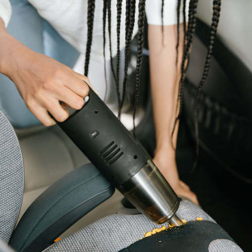 The Ayla Vacuum – Ayla and Company