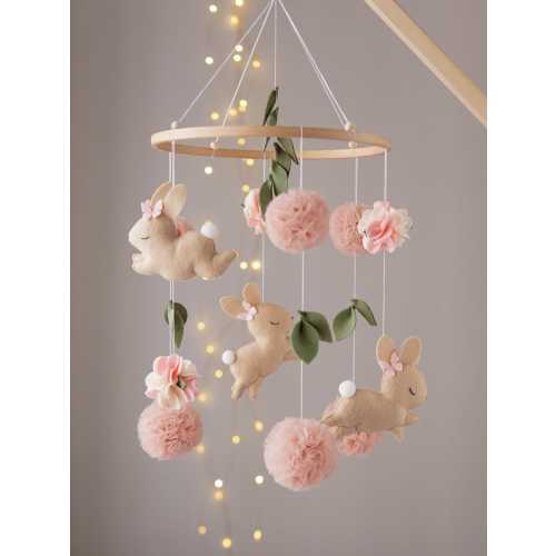 Bunny baby mobile Crib mobile Baby girl mobile Boucle bunny nursery