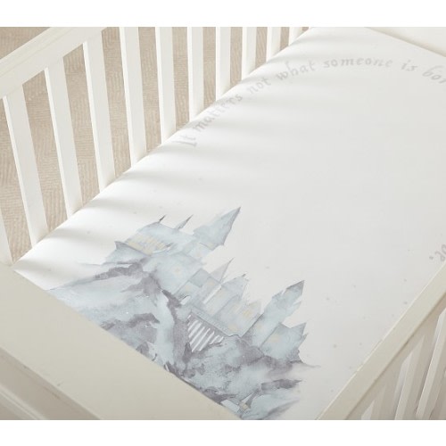 Harry Potter™ Hogwarts™ Picture Perfect Organic Crib Fitted Sheet | Pottery Barn Kids