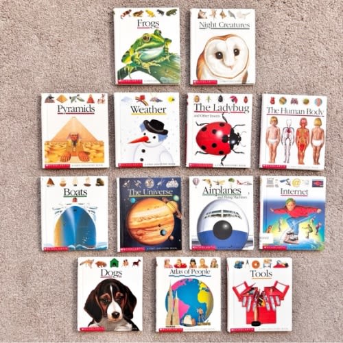 Scholastic First Discovery Books Bundle of 13