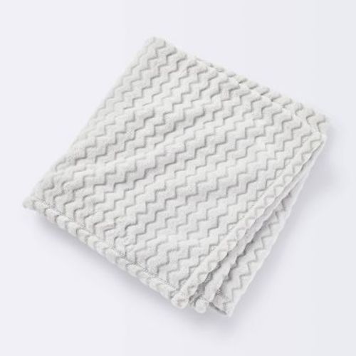 Plush Embossed Baby Blanket Chevron - Cloud Island™ Gray - 100 Each