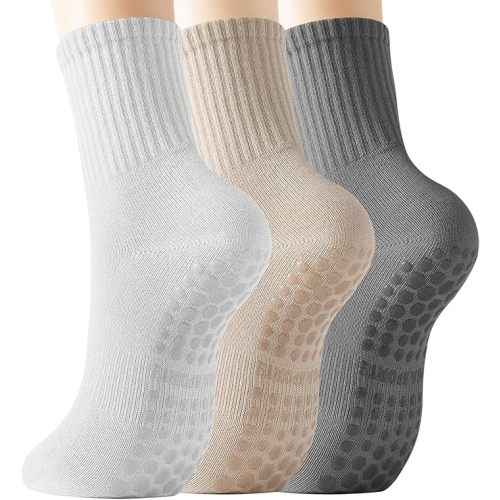 BISOUSOX Pilates Socks with Grips for Women, Grippy Socks Woman Yoga Barre Crew Ankle Sticky Ballet Slipper Hospital