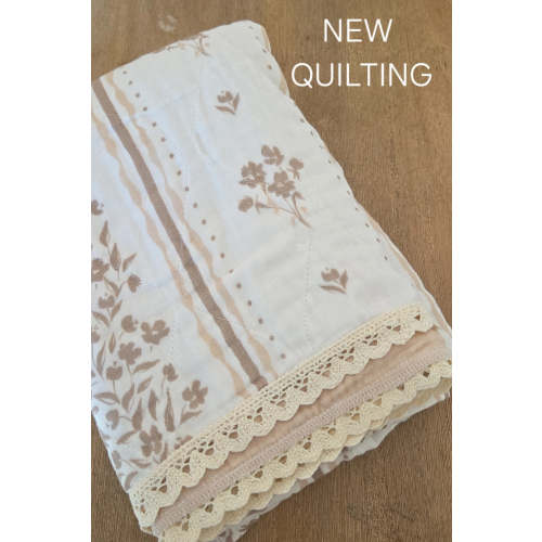 Lettie Floral QUILTED 6 Layer Gauze Blanket