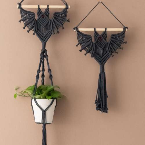 Gothic Bat Decor,  Macrame Gift, Vintage Gothic, Modern Boho, Bat Ornament, Wall Tapestry, Bat Decoration, Witchy Gifts Gothic W52