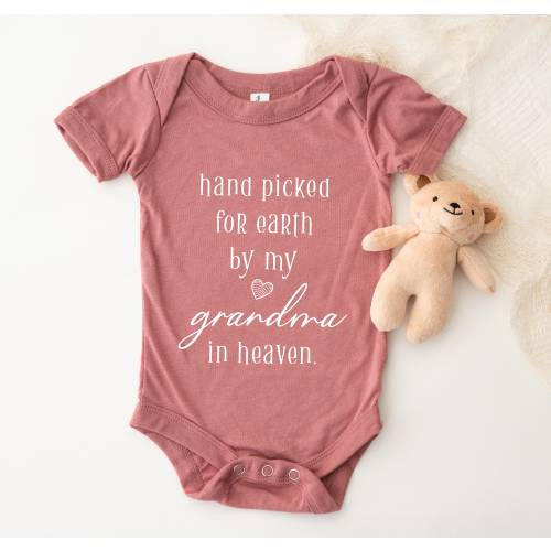 Hand Picked for Earth by My Grandma in Heaven Onesie®, Pregnancy Announcement, Grandpa Grandma Auntie Uncle Onesie®, Baby Shower Gift