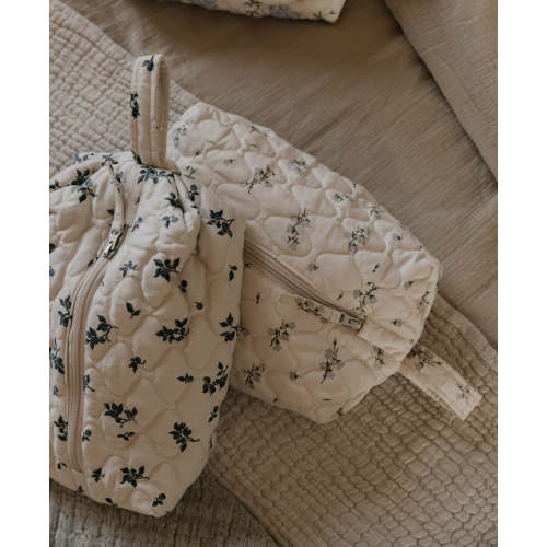 Satin Quilted Toiletry Bag Medium – Garbo&Friends