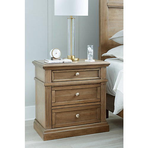 Mylarken 28" 3 Drawer Nightstand