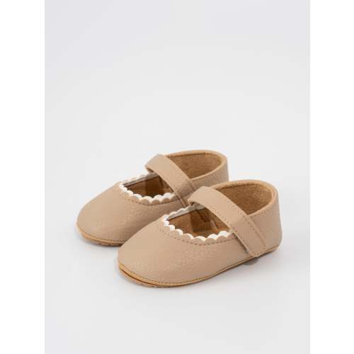 Scalloped Toe Mary Jane Baby Shoe Neutral