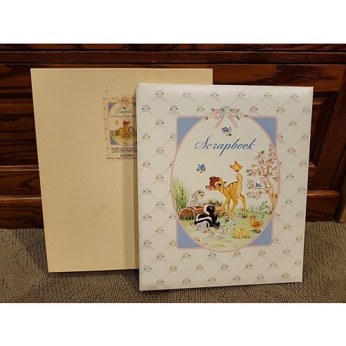 Vintage C.R. Gibson Scrapbook - BAMBI Walt Disney Co Scrapbook 12" x 14" in BOX