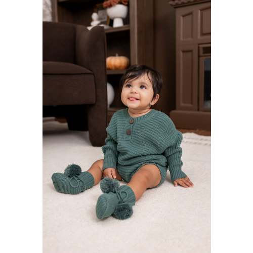 Knit Booties in Pine