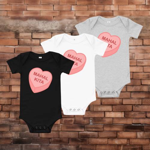 Mahal Kita Heart Candy Valentine's Baby Bodysuit, Filipino Baby One Piece, Valentine's Baby Clothes, Tagalog Baby, Baby Shower Gifts