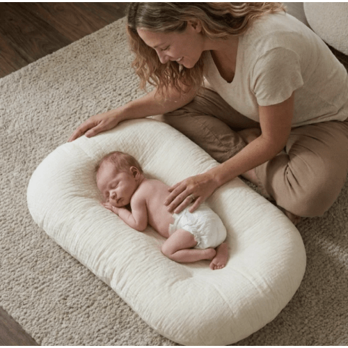 Little Manta Pastel Baby Lounger Nest